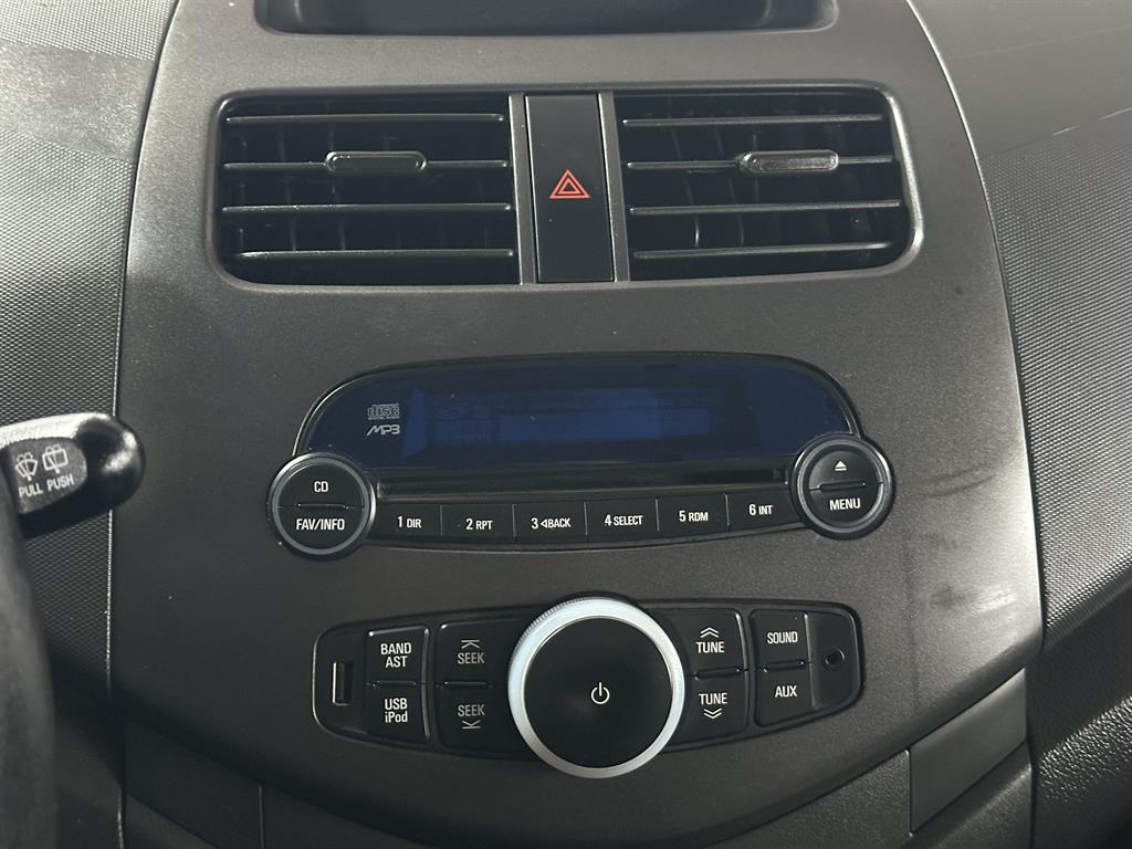 Chevrolet Spark - Vista 11