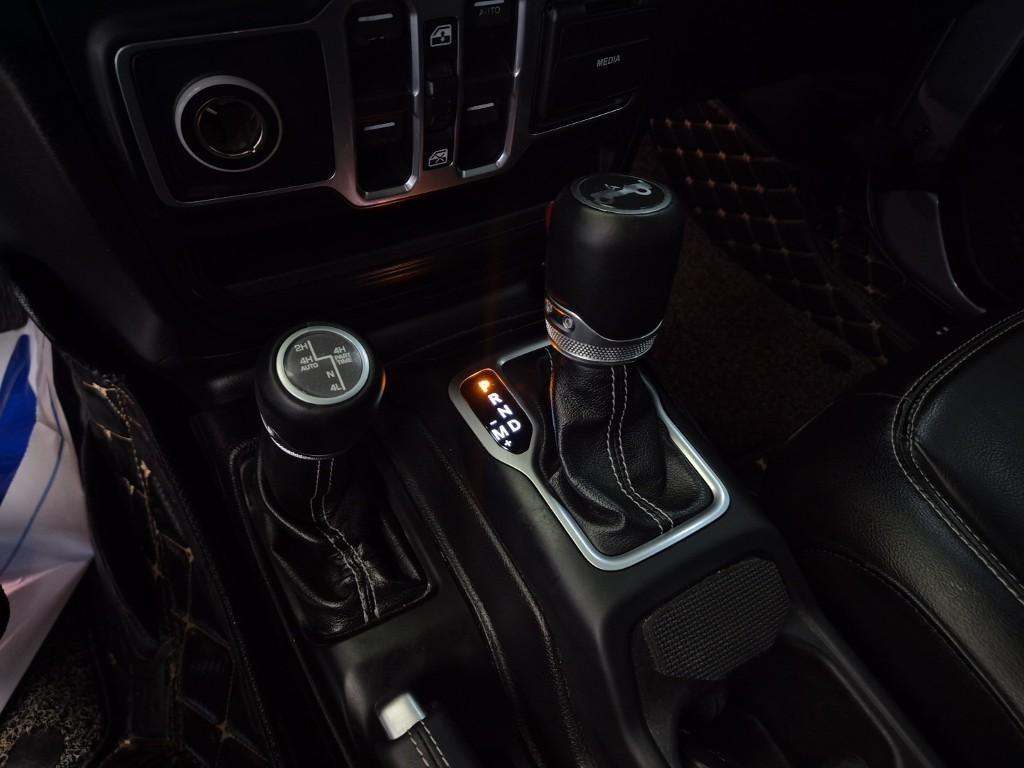 Jeep Wrangler - Vista 8