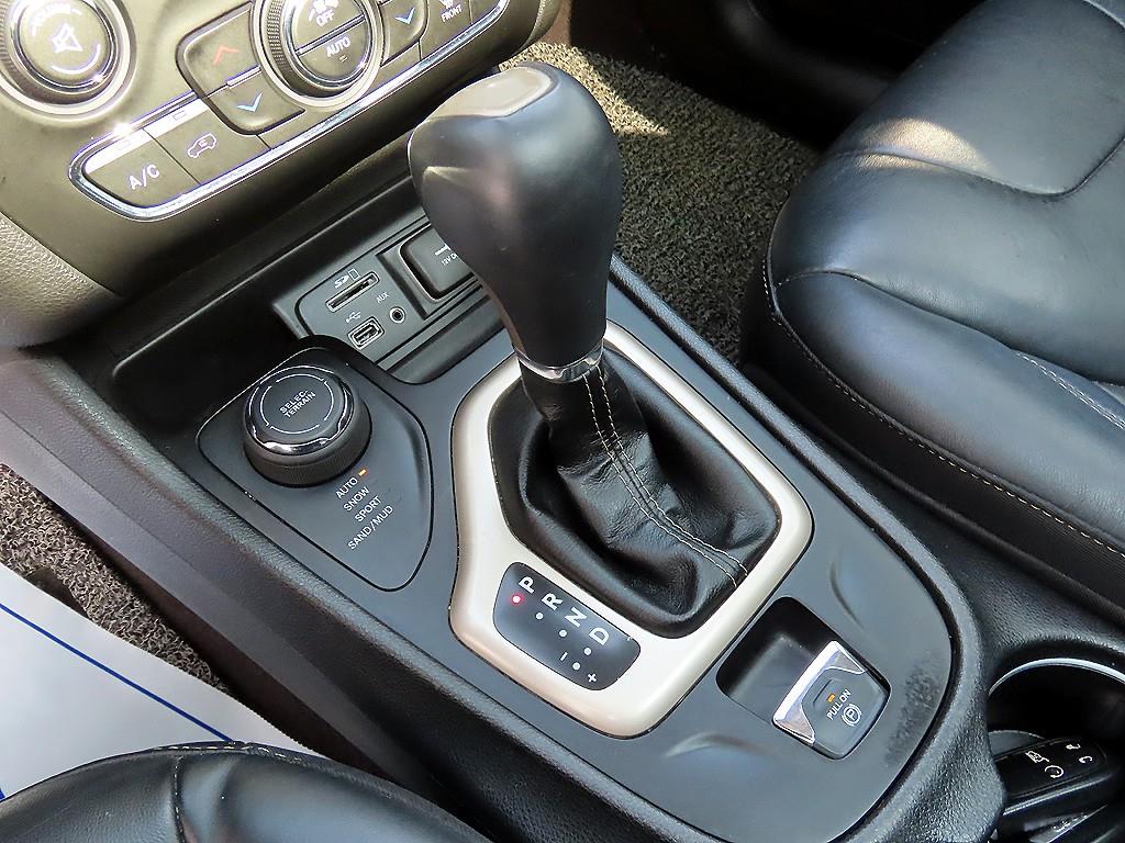 Jeep Cherokee - Vista 10