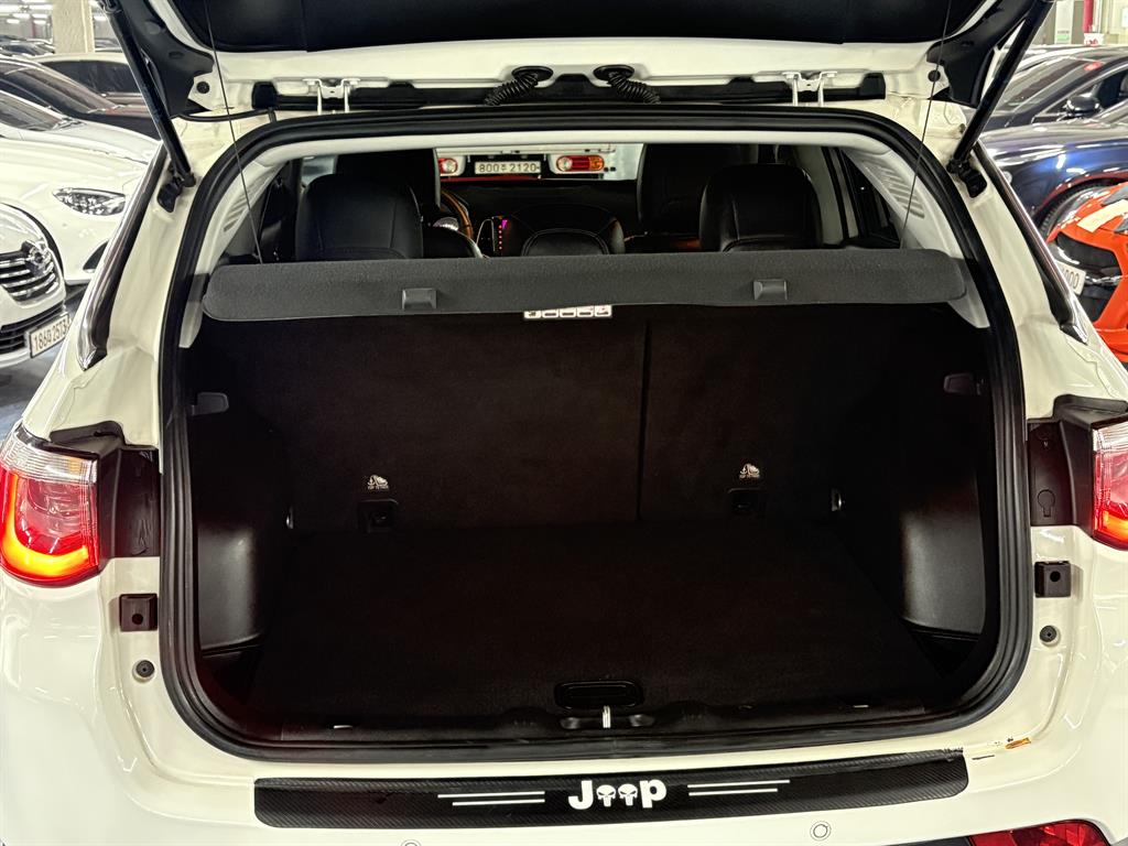 Jeep Compass - Vista 8