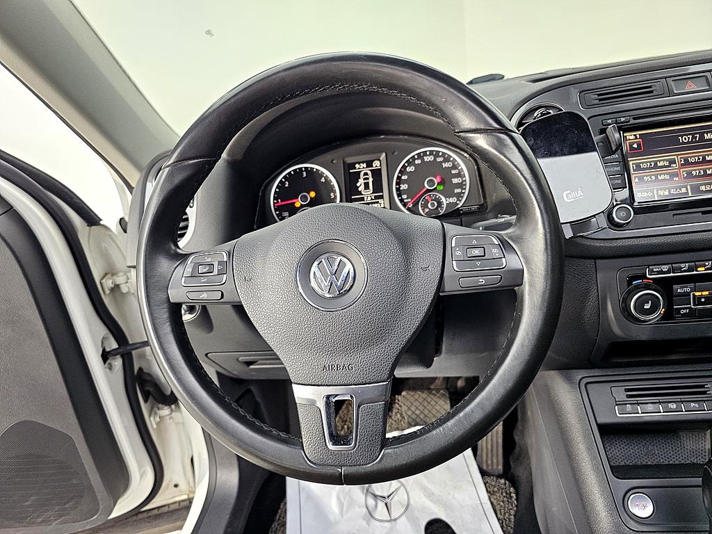 Volkswagen Tiguan - Vista 12