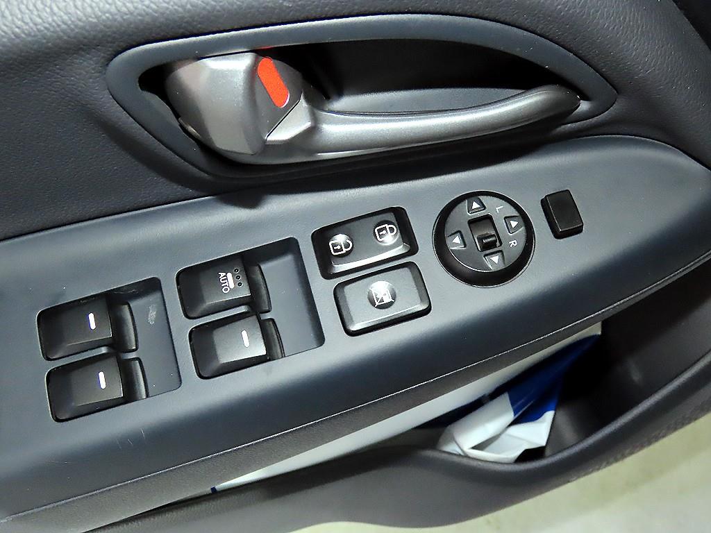 KIA Pride 2014 Blanco - Importación desde Corea - HF Imports Iquique - Foto 13