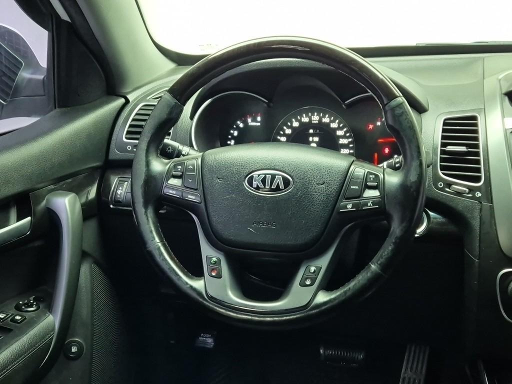 KIA Sorento - Vista 12