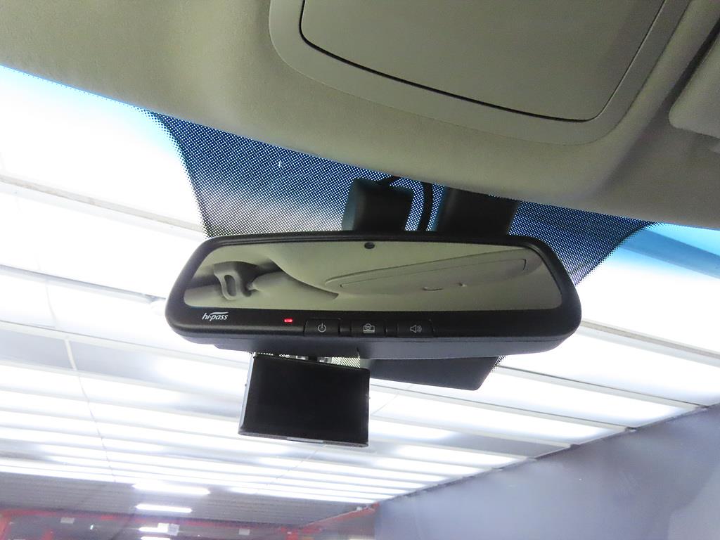 Ssangyong Tivoli - Vista 12