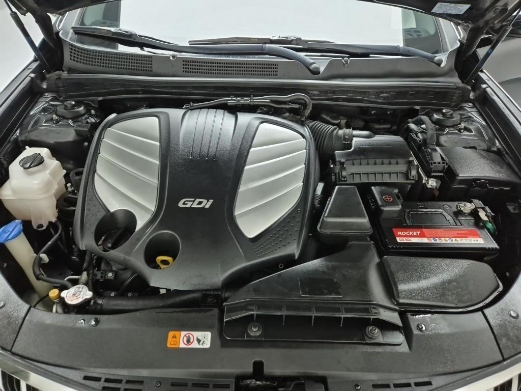 HYUNDAI Grandeur - Vista 5