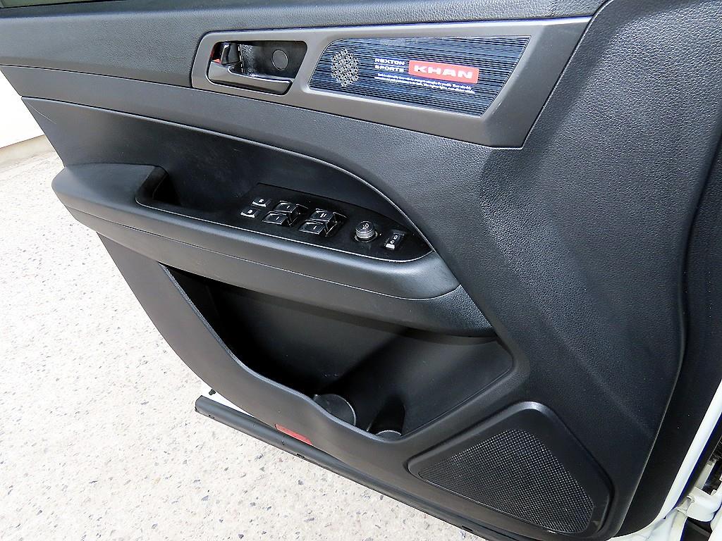 Ssangyong Rexton - Vista 11