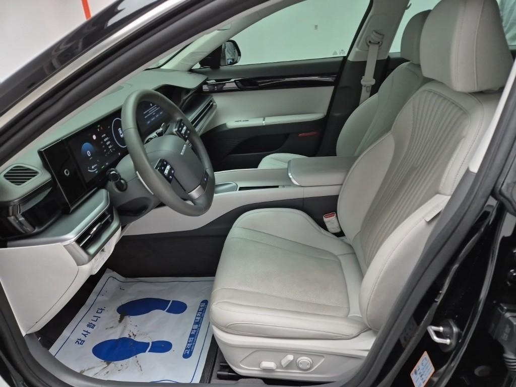 HYUNDAI Grandeur - Vista 11