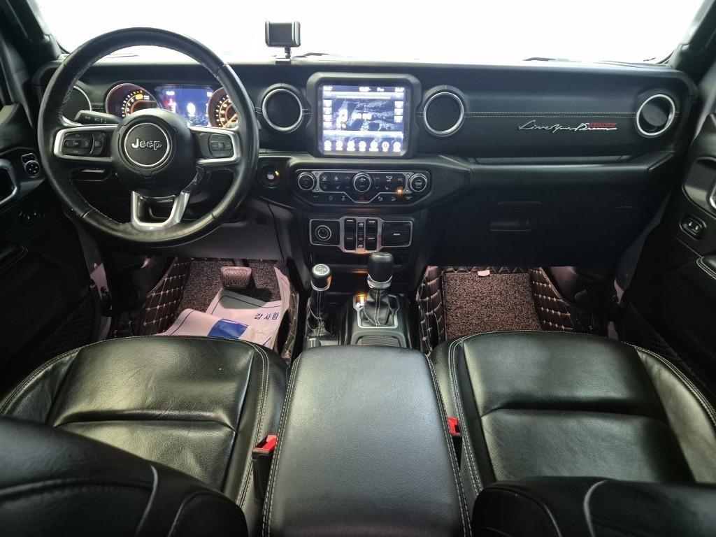 Jeep Wrangler - Vista 7