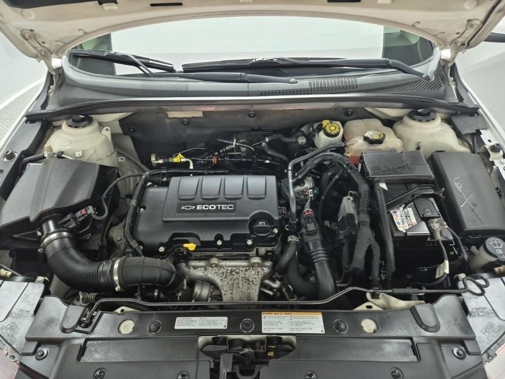 Chevrolet Cruise - Vista 5