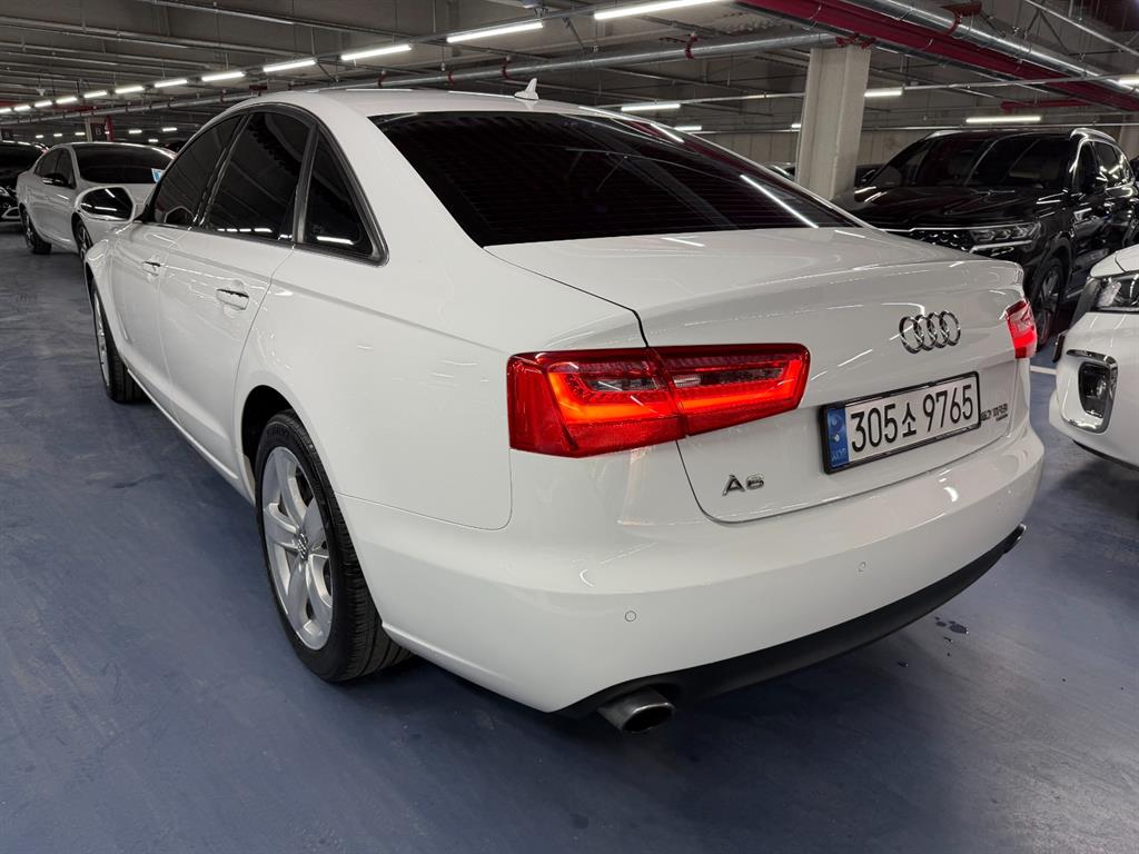 Audi A6 - Vista 4