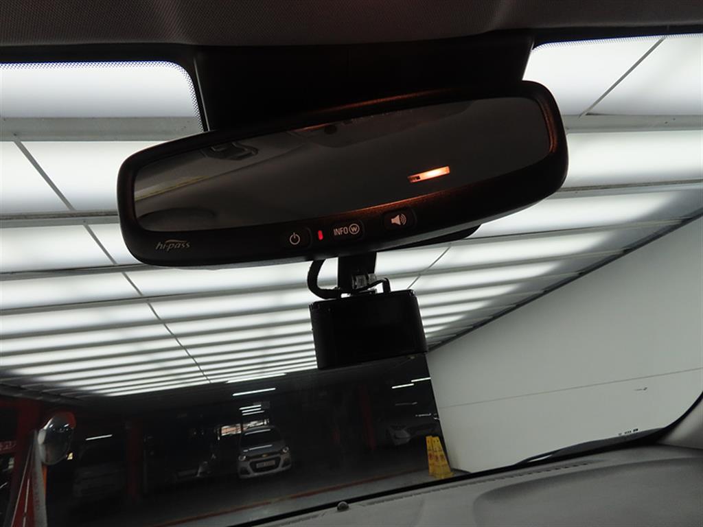 Chevrolet Trax 2019 Negro - Importación desde Corea - HF Imports Iquique - Foto 15