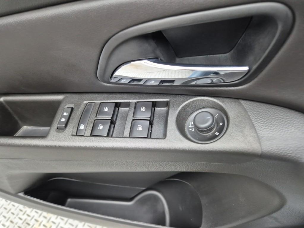 Chevrolet Cruise 2015 Blanco - Importación desde Corea - HF Imports Iquique - Foto 17