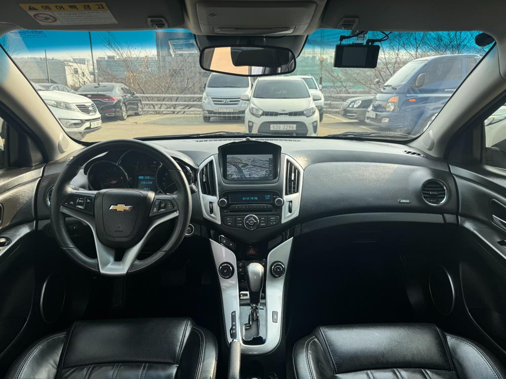 Chevrolet Cruise - Vista 7