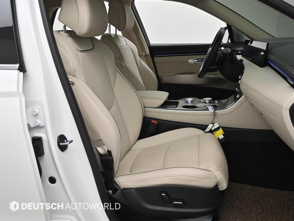 Genesis GV70 - Vista 10