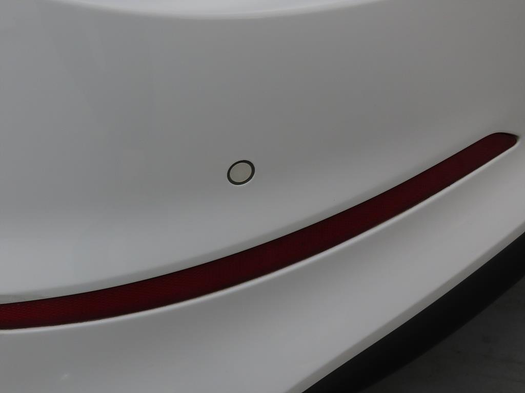 HYUNDAI Avante 2018 Blanco - Importación desde Corea - HF Imports Iquique - Foto 18