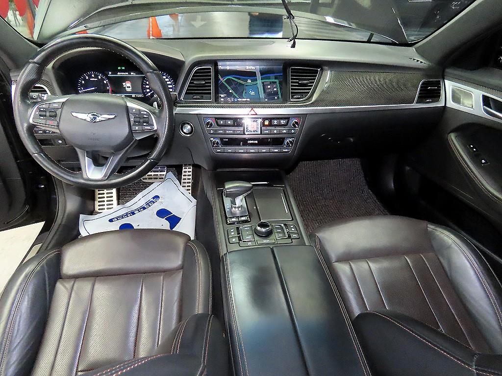 Genesis G80 - Vista 11