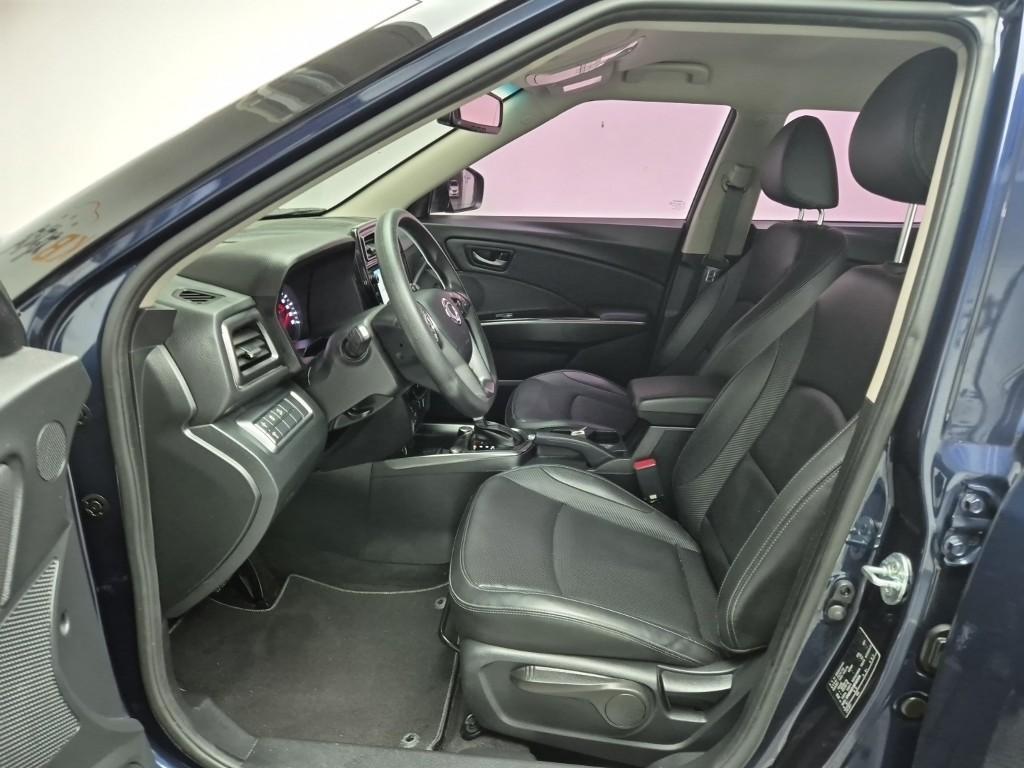 Ssangyong Tivoli - Vista 11