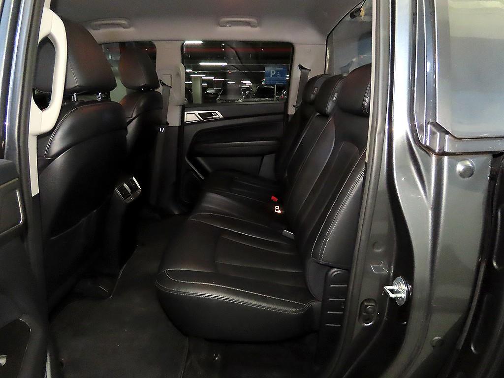 Ssangyong Rexton - Vista 7