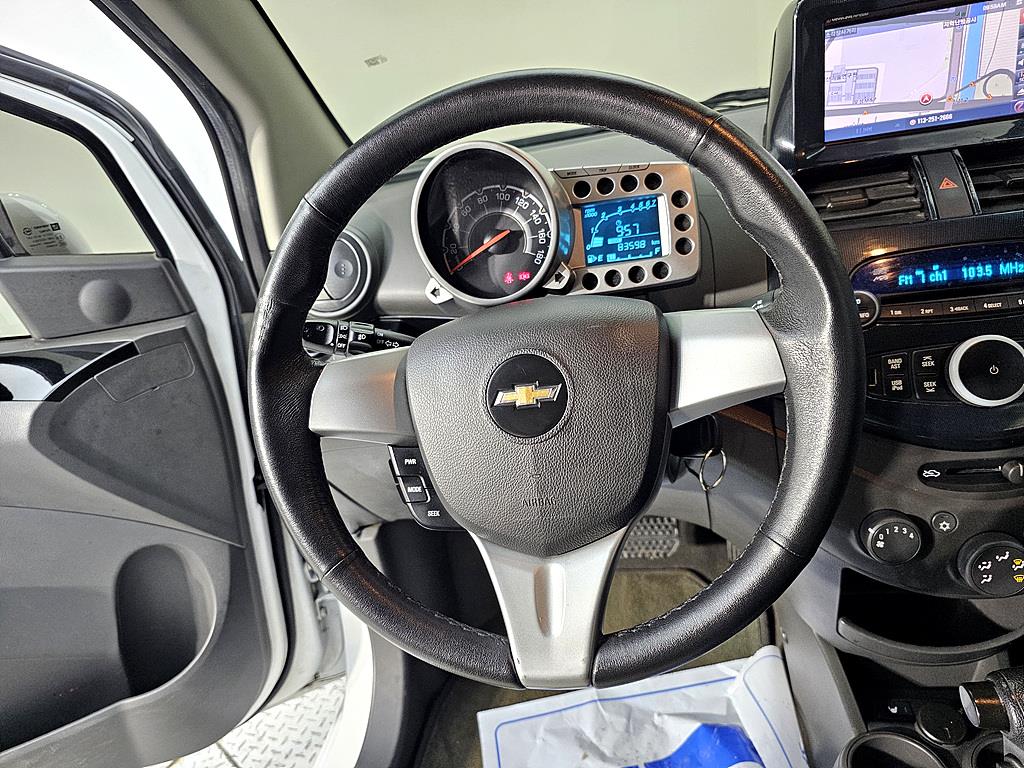 Chevrolet Spark - Vista 12