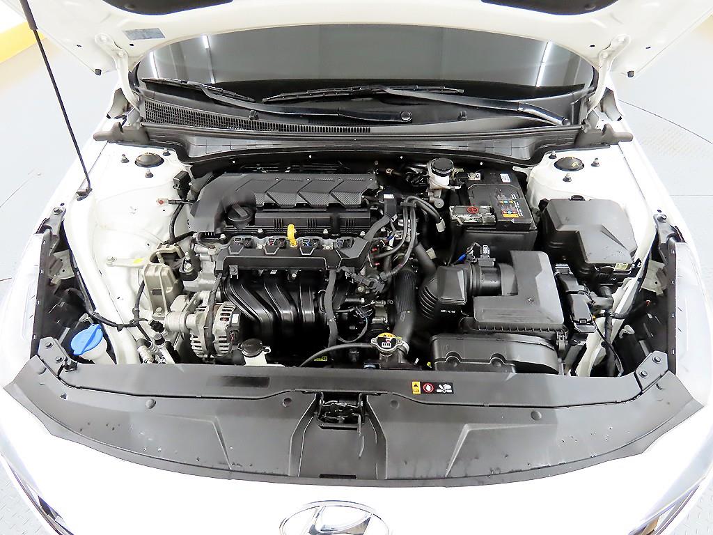 HYUNDAI Avante 2023 Blanco - Importación desde Corea - HF Imports Iquique - Foto 19