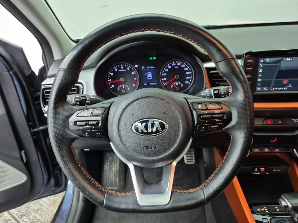 KIA Stonic - Vista 9