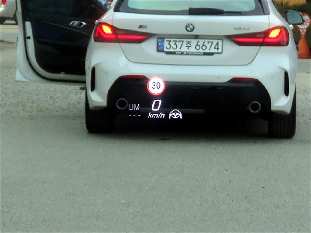 Mercedes Benz S Class - Vista 10