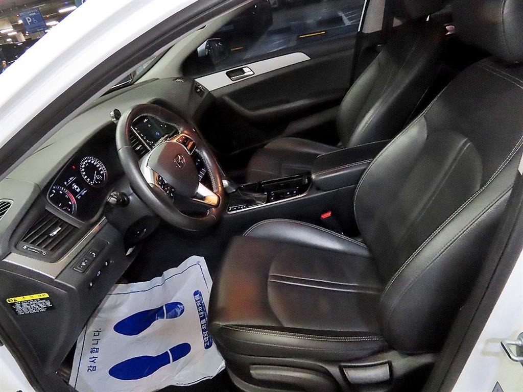 HYUNDAI Sonata - Vista 6