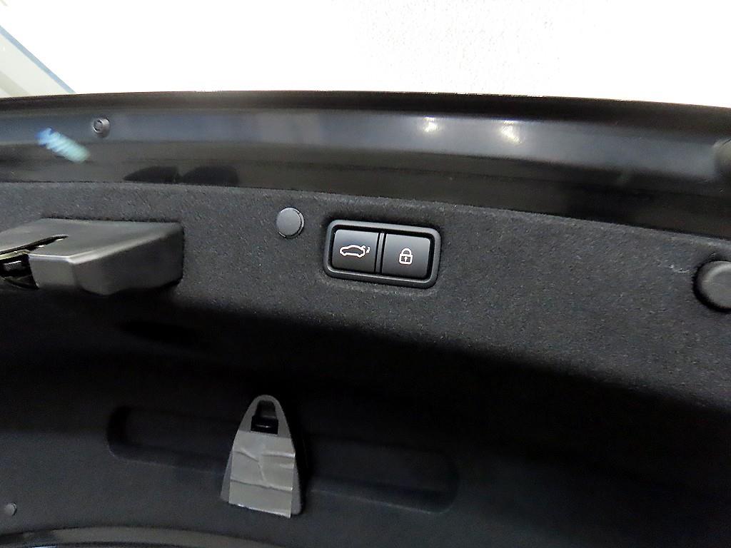 HYUNDAI Grandeur 2019 Negro - Importación desde Corea - HF Imports Iquique - Foto 16