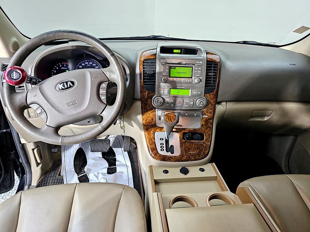 KIA Carnival - Vista 5