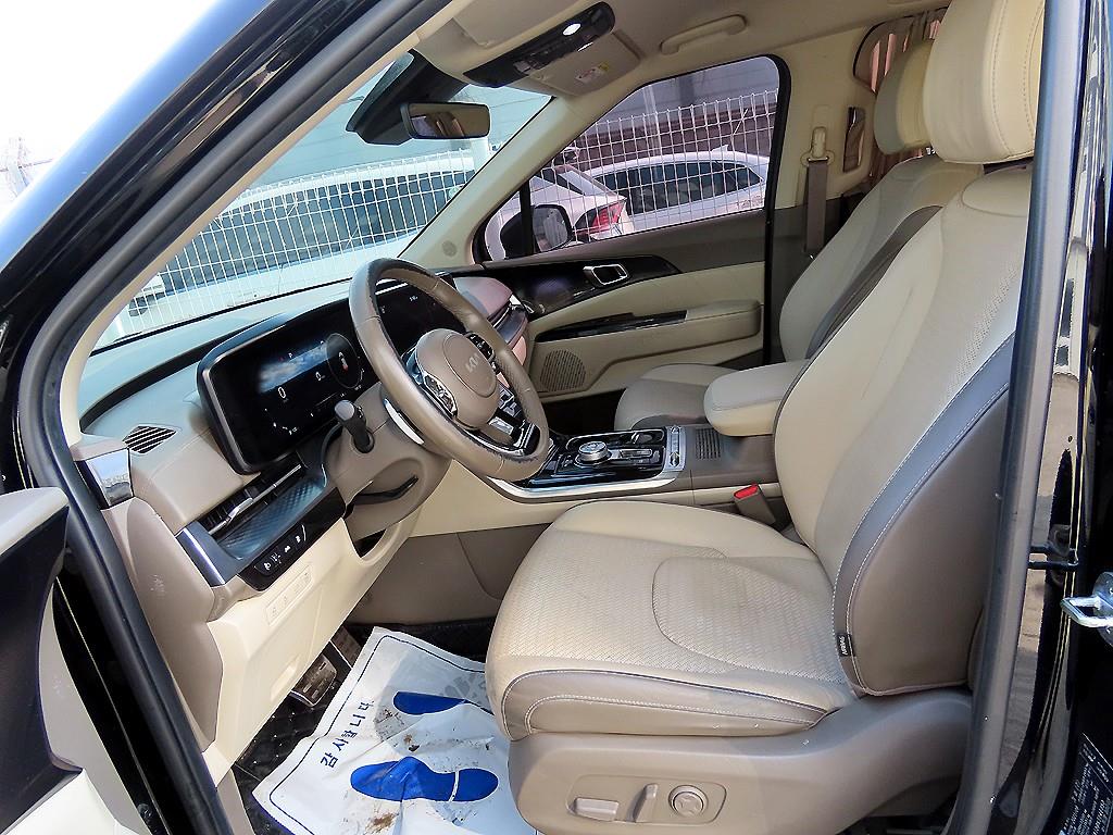 KIA Carnival - Vista 5