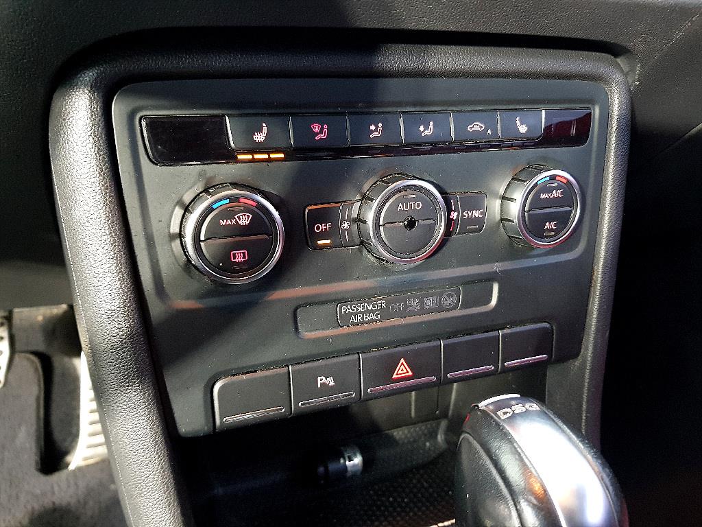 Volkswagen Beetle 2013 Blanco - Importación desde Corea - HF Imports Iquique - Foto 14