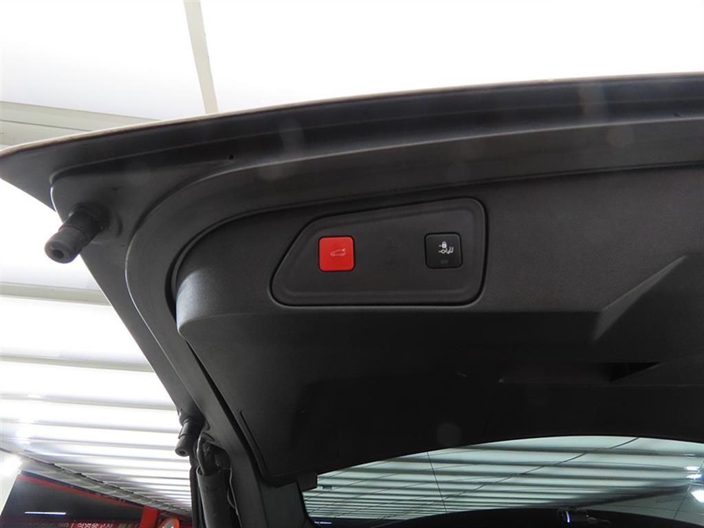 Peugeot 3008 2022 Blanco - Importación desde Corea - HF Imports Iquique - Foto 18