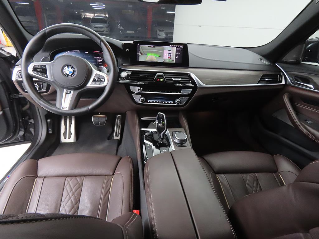 BMW 5 Series - Vista 7