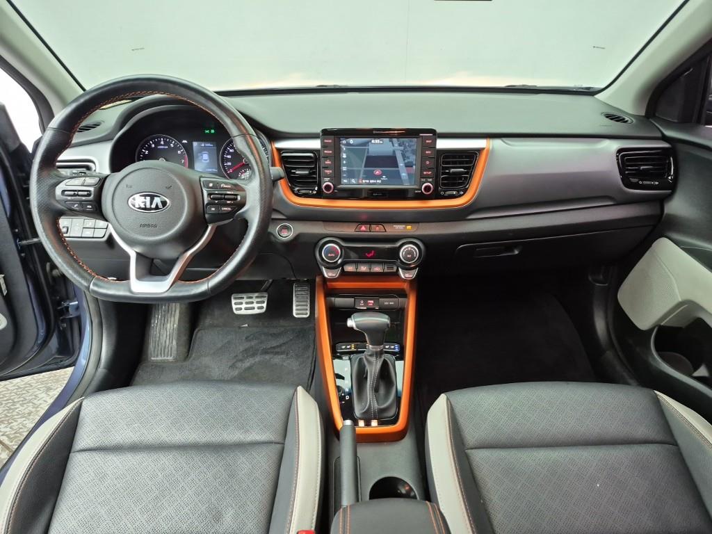 KIA Stonic - Vista 5
