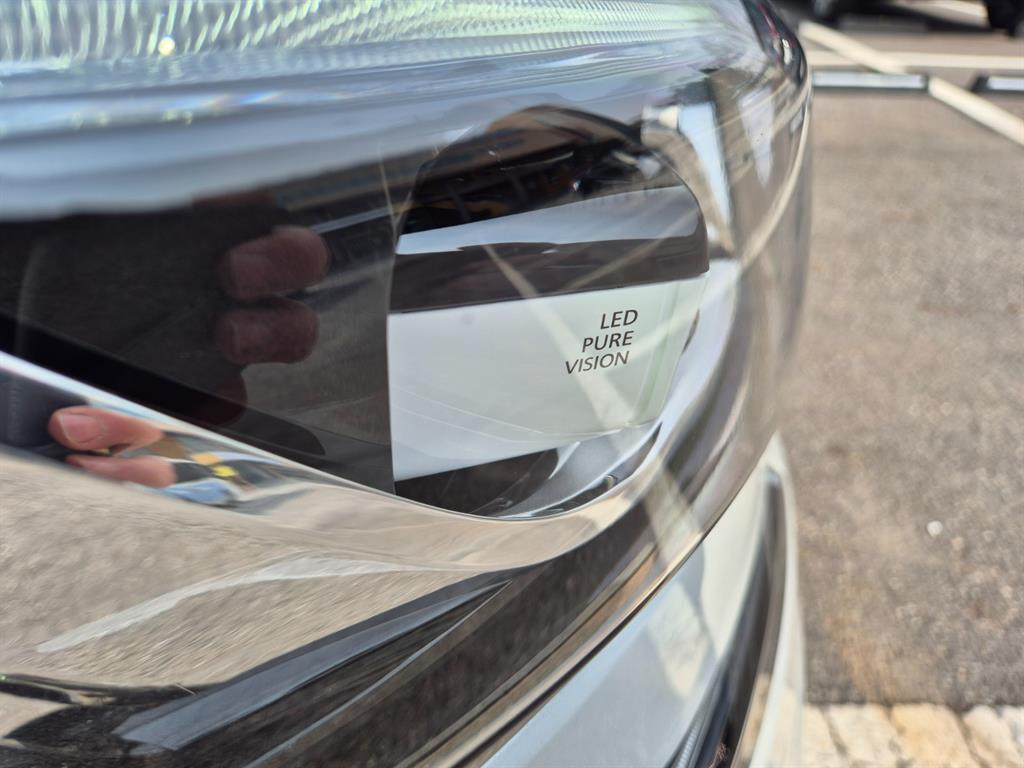 SAMSUNG QM6 2019 Blanco - Importación desde Corea - HF Imports Iquique - Foto 17