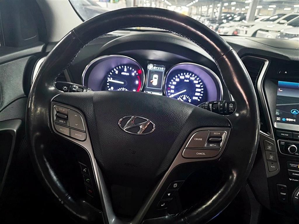 HYUNDAI Santa Fe - Vista 12