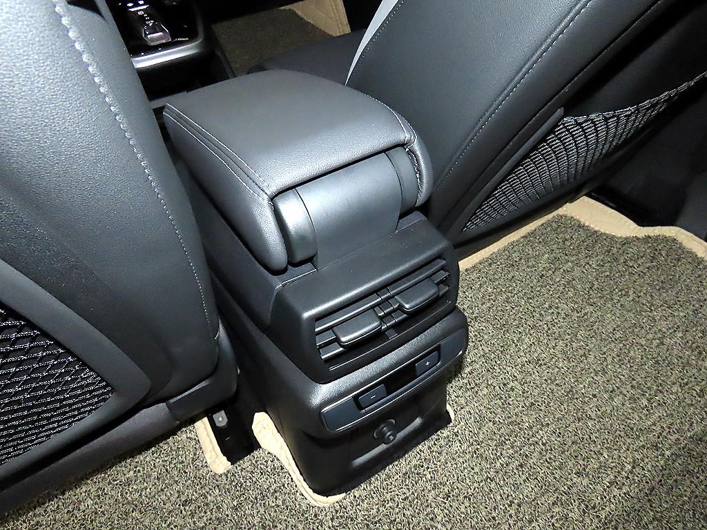 Audi Q4 2025 Blanco - Importación desde Corea - HF Imports Iquique - Foto 14