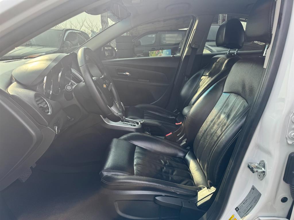 Chevrolet Cruise - Vista 9