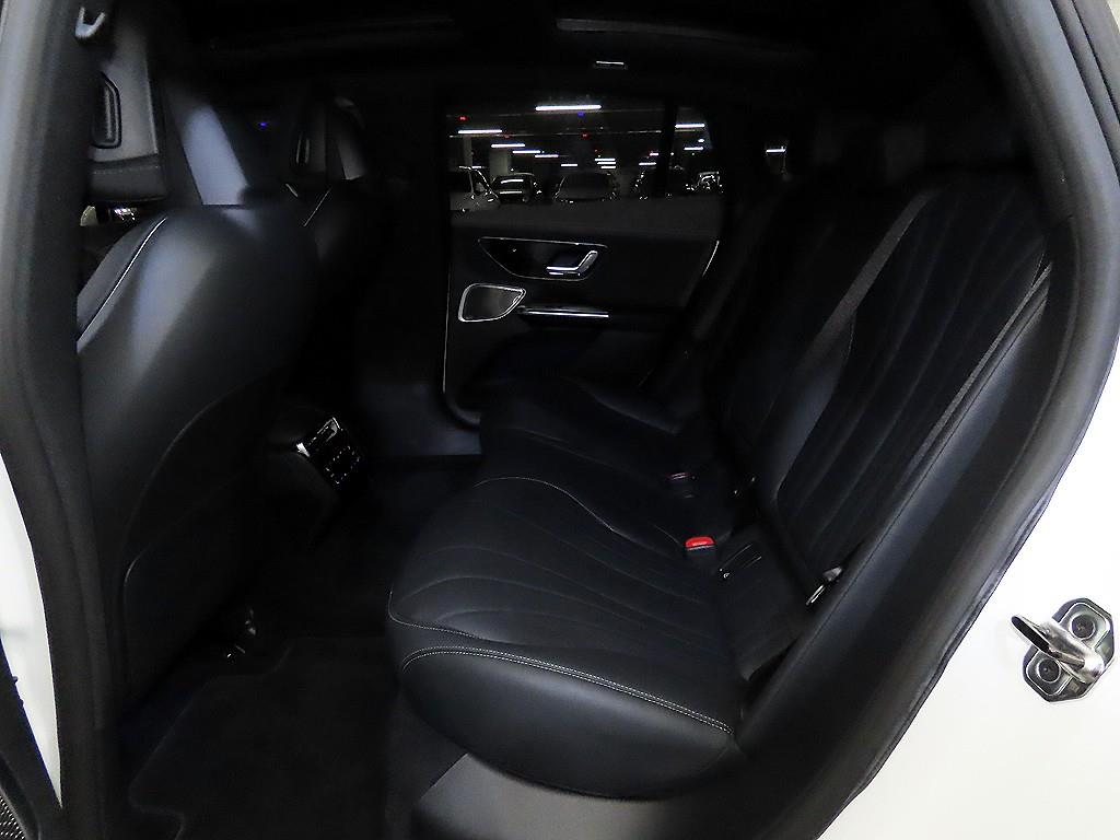 Mercedes Benz EQE - Vista 7