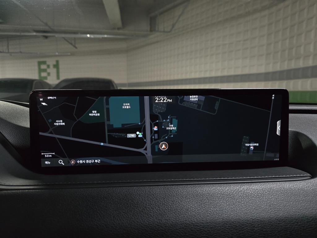 Genesis G80 - Vista 12