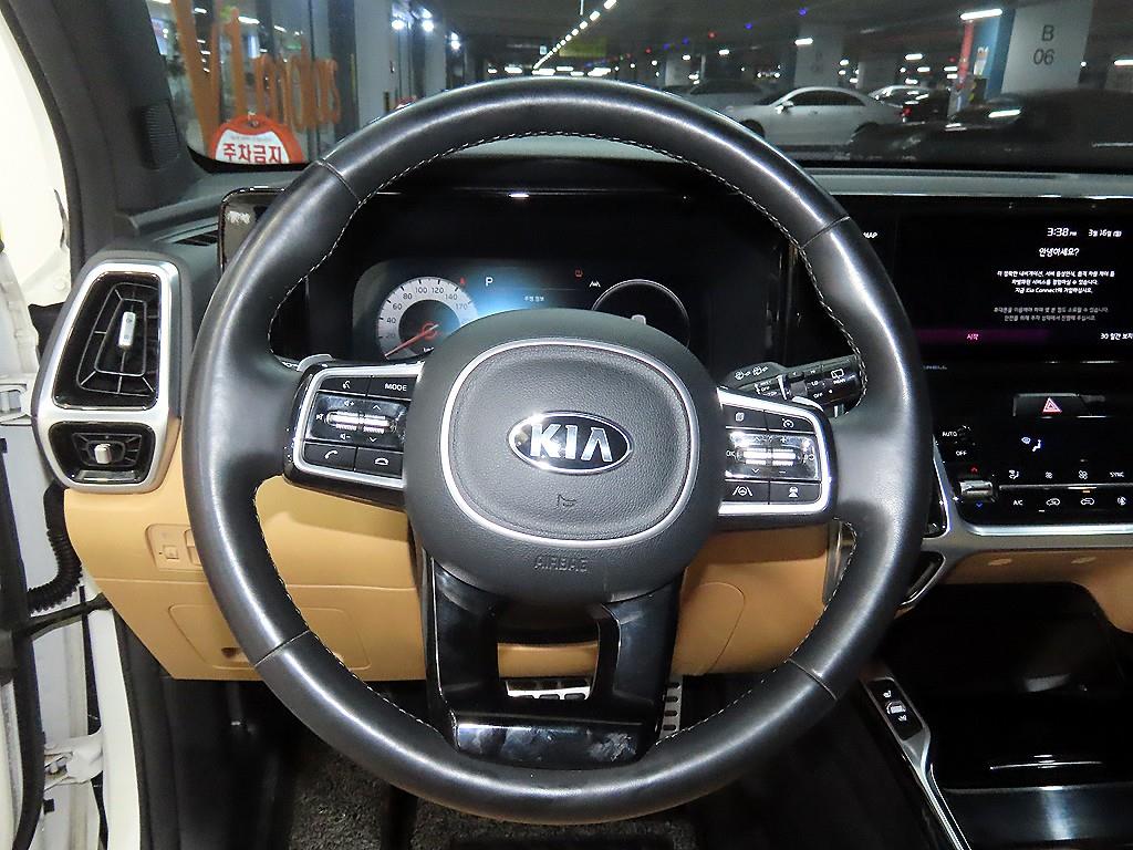 KIA Sorento - Vista 8