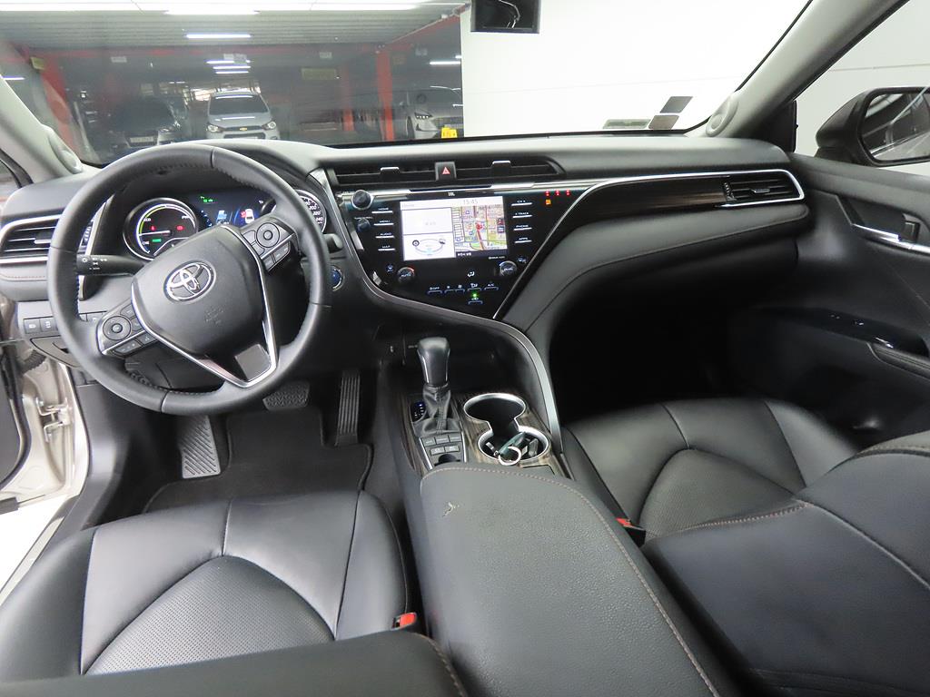 Toyota Camry - Vista 7