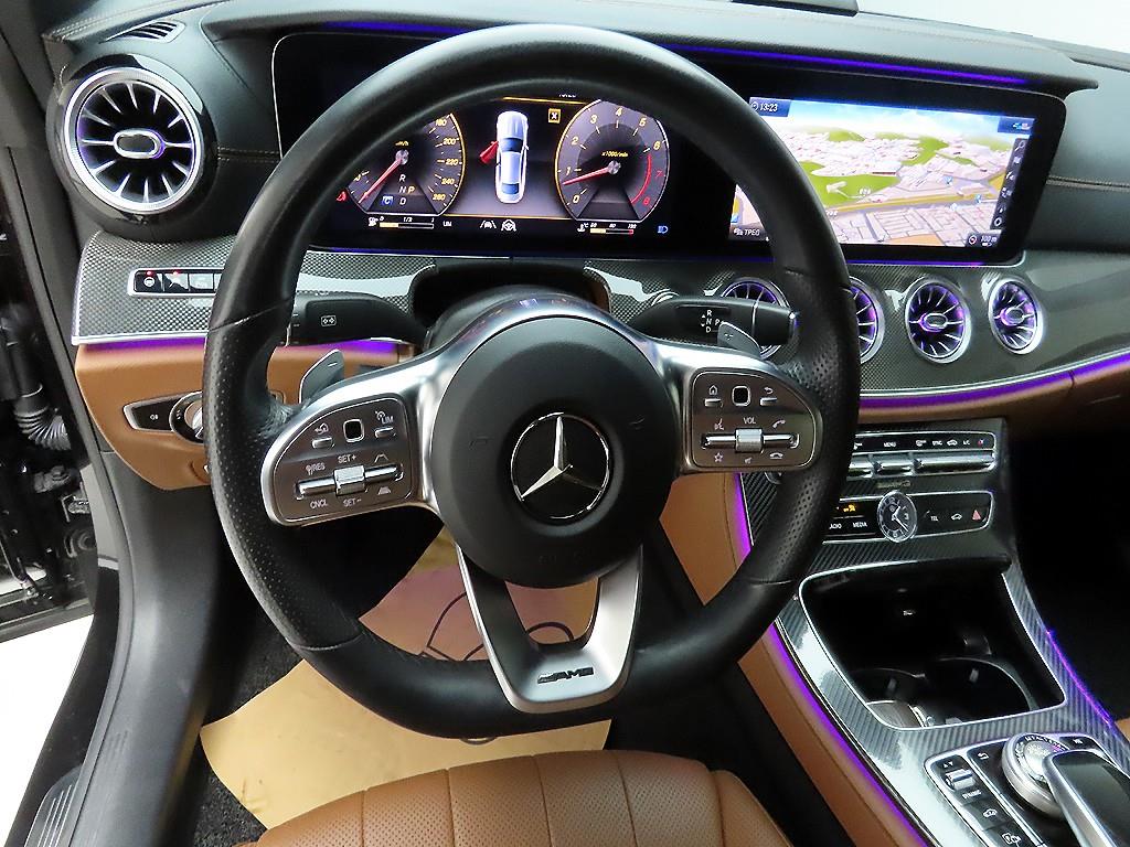 Mercedes Benz E class - Vista 7