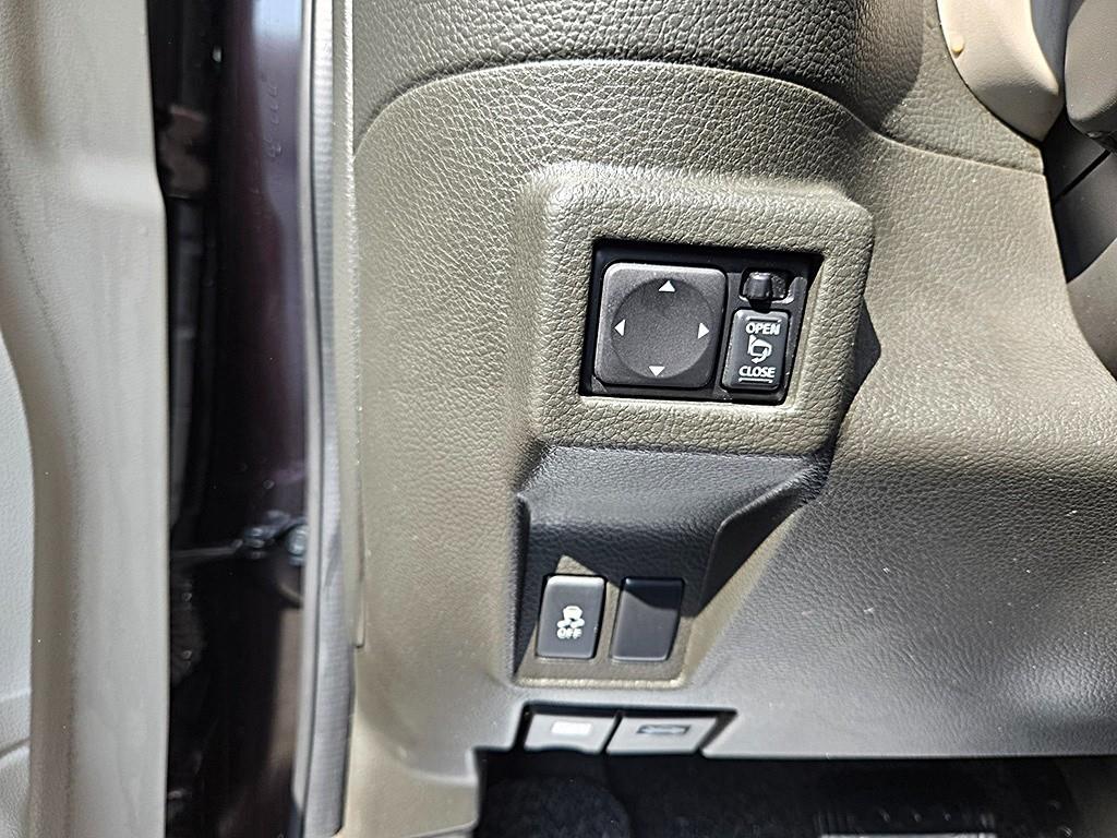 Nissan Cube 2013 Café - Importación desde Corea - HF Imports Iquique - Foto 17