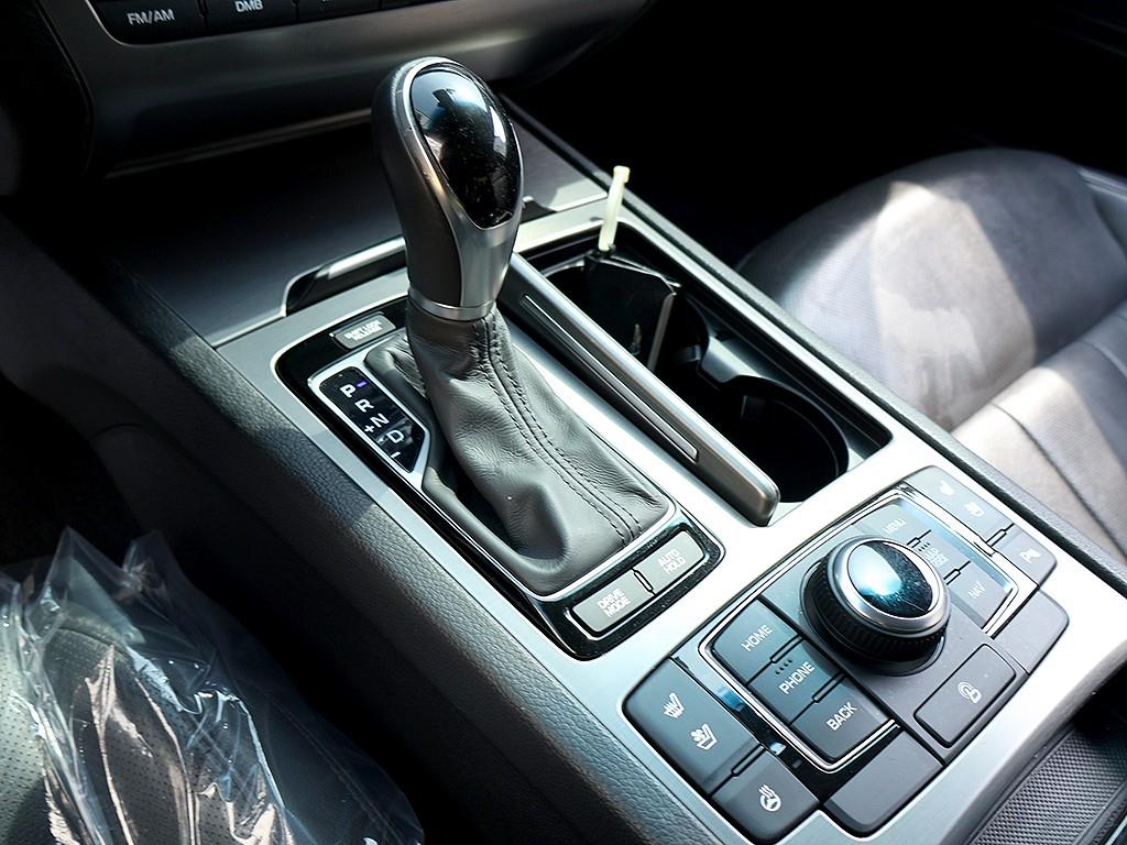 HYUNDAI Genesis 2016 Gris - Importación desde Corea - HF Imports Iquique - Foto 7