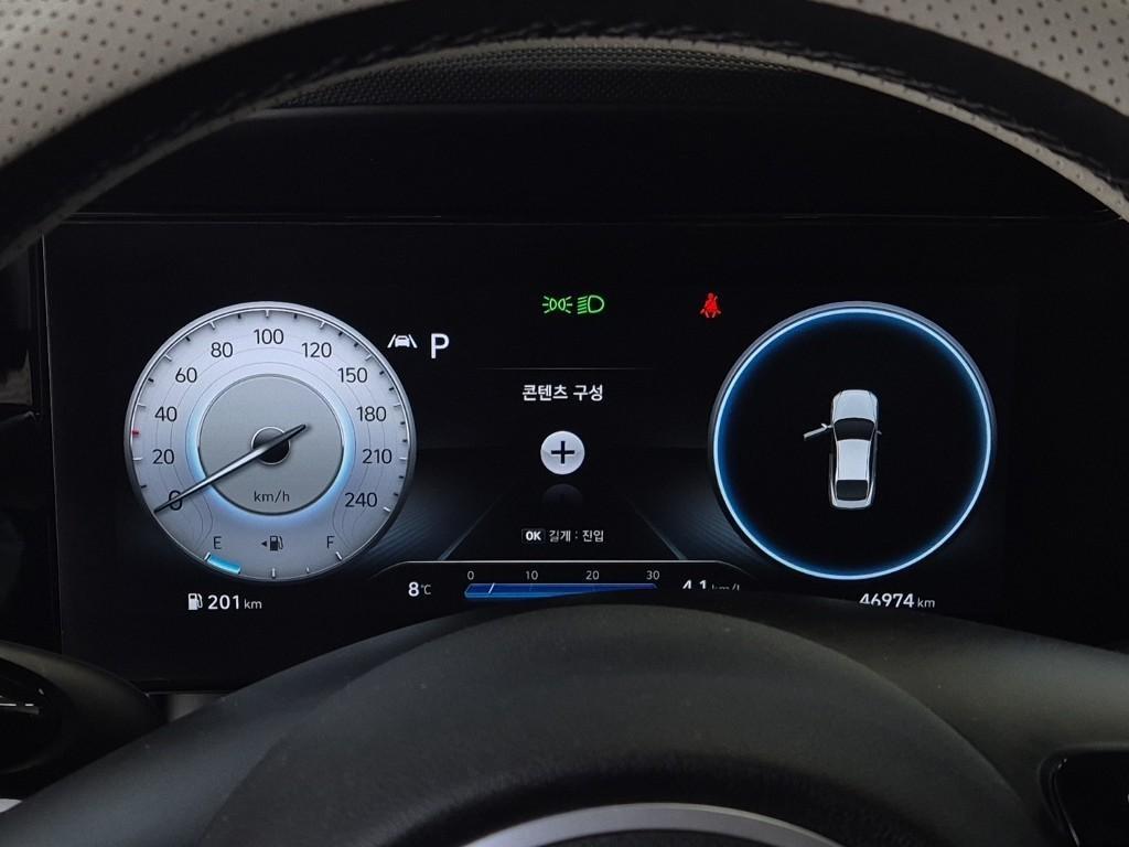 HYUNDAI Avante - Vista 6