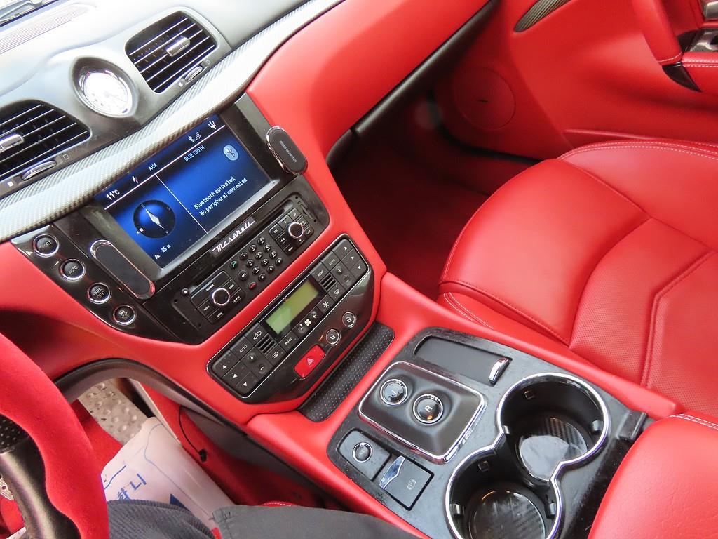 Maserati Gran Turismo - Vista 11