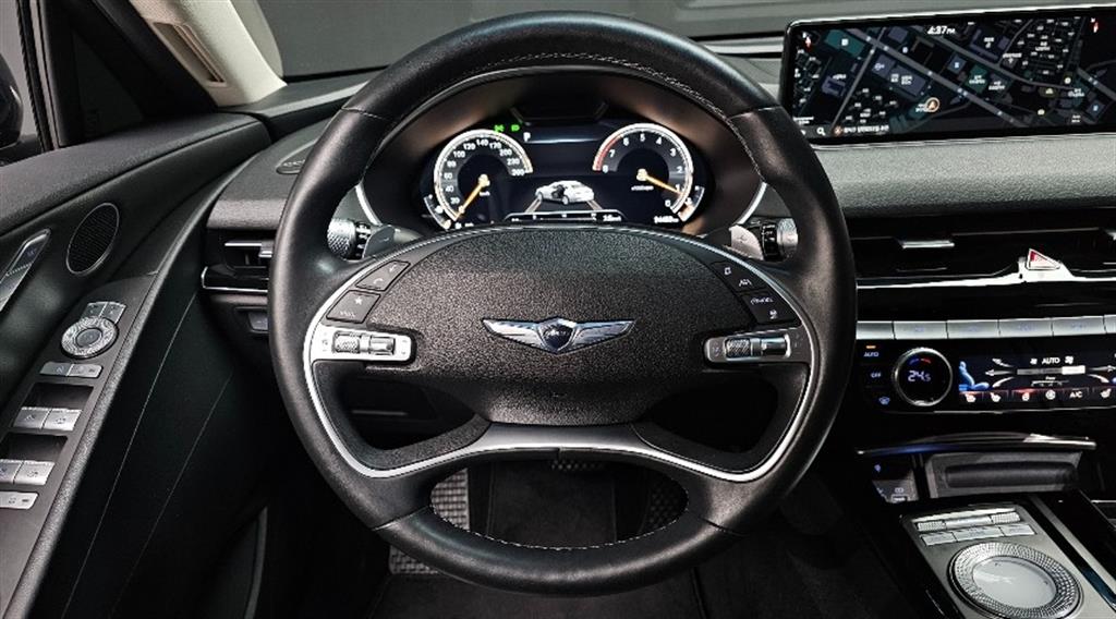 Genesis G80 - Vista 10