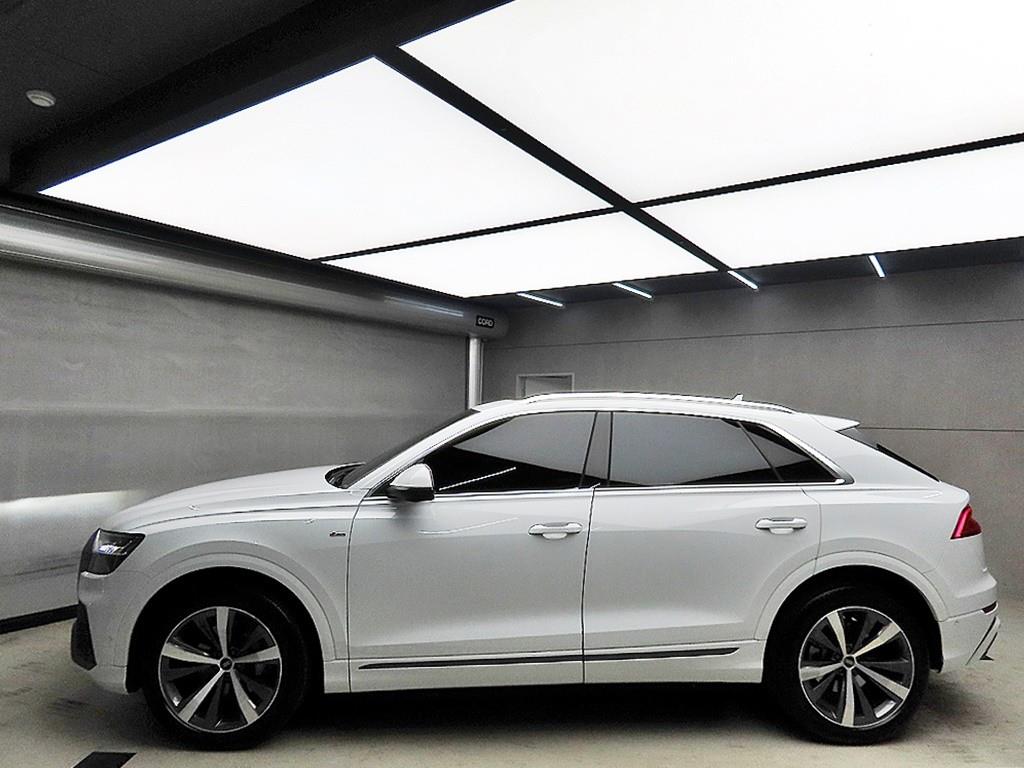 Audi Q8 - Vista 4