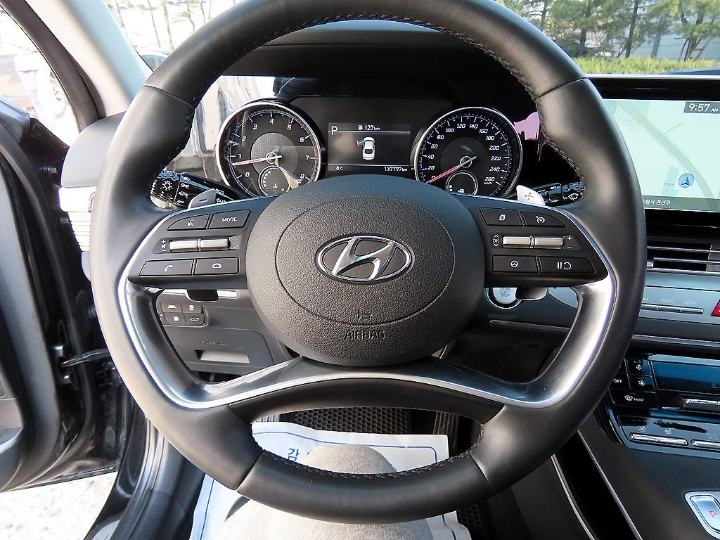 HYUNDAI Grandeur - Vista 8